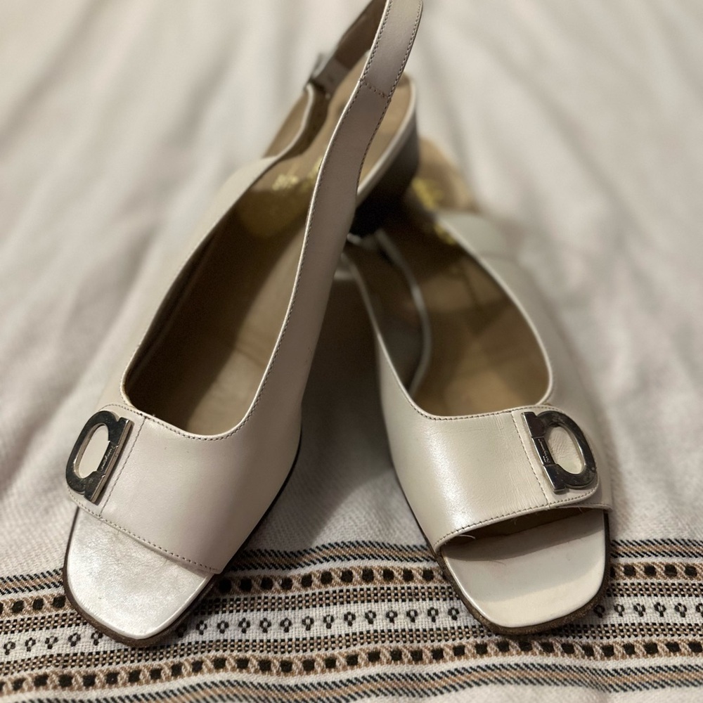 Salvatore Ferragamo Vintage Cream Peep-Toe Heels
